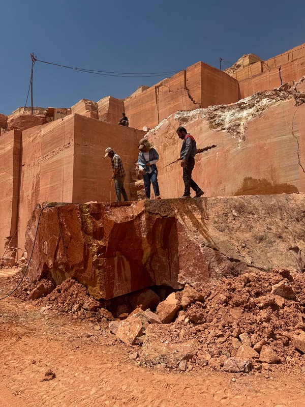 Red Travertine 